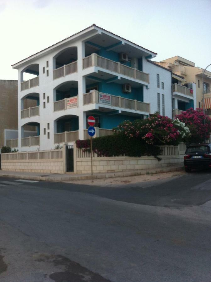 Edificio Cannizzo Scoglitti Exterior foto